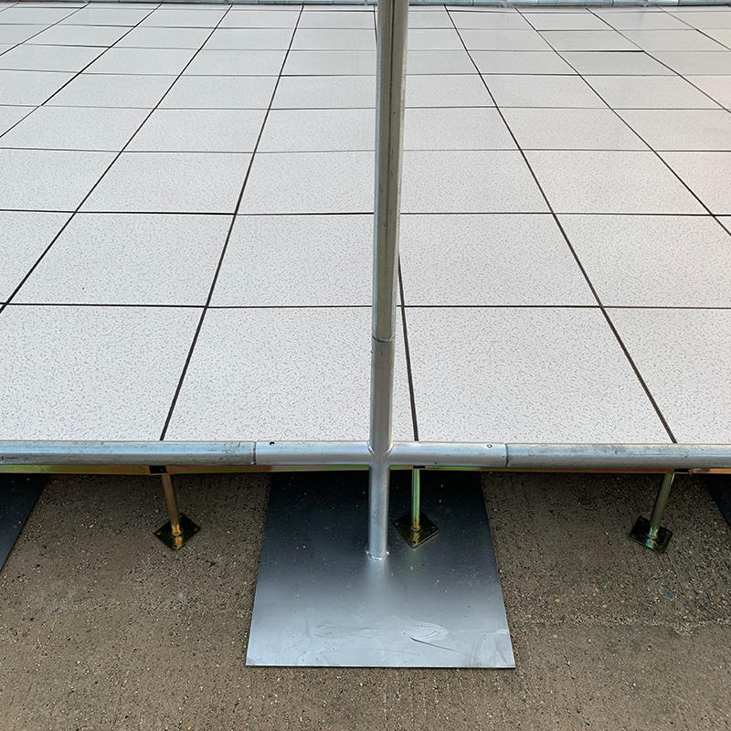 5x7 m típusú membránnal borított acélvázszerkezetű tehermentesítő sátor