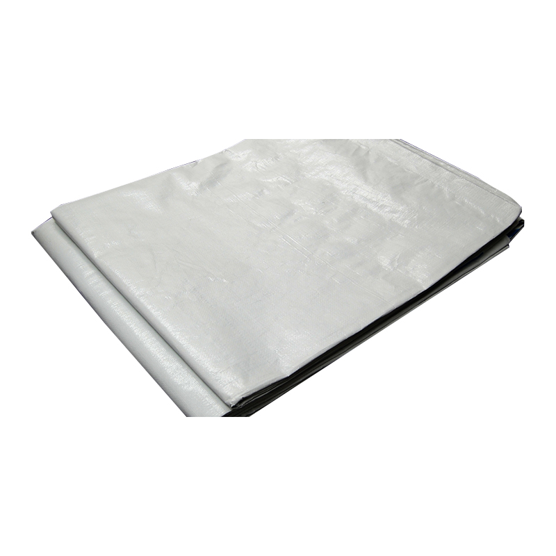 4x5 m-es megerősített, rugalmas műanyag ponyvák ideiglenes menedékhelyre