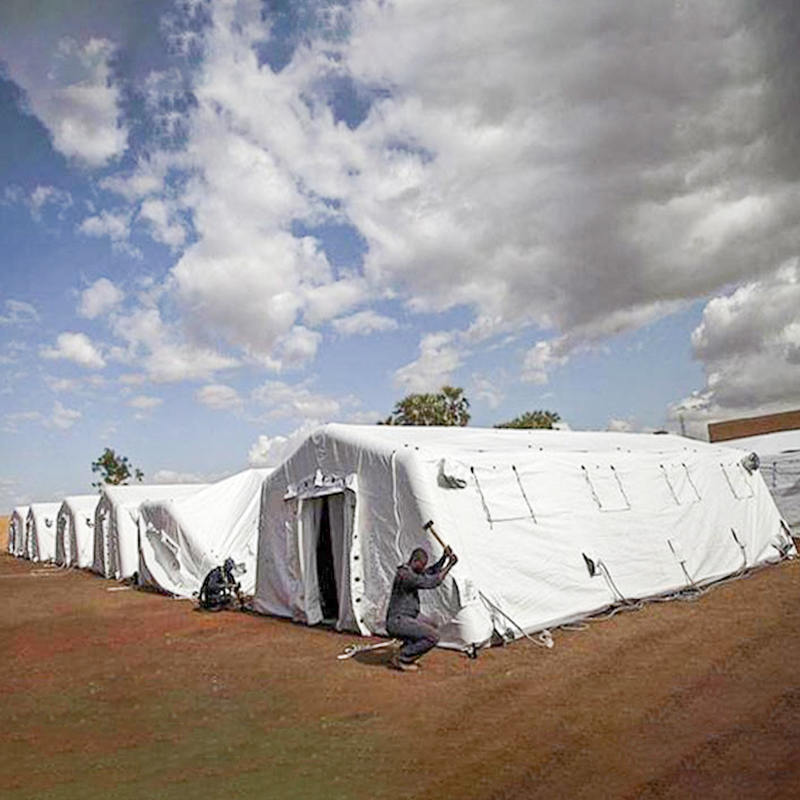 5,6 x 9,95 méteres többcélú, közepesen gyors beépítésű menedék, alacsony nyomású felfújható sátor