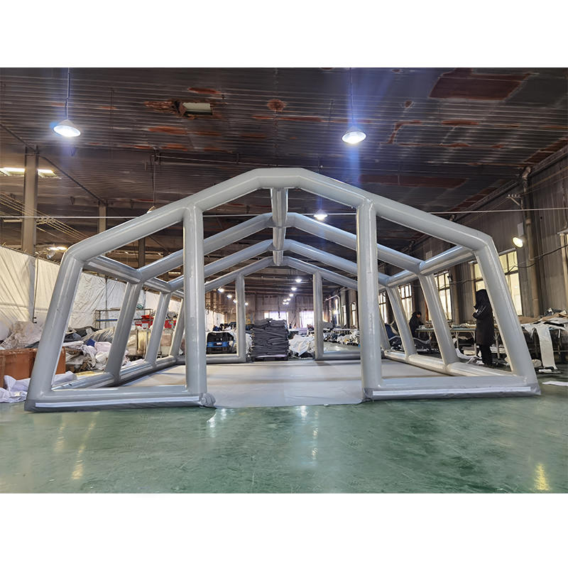 42 m²-es, gyors telepítésű, többcélú felfújható sátor